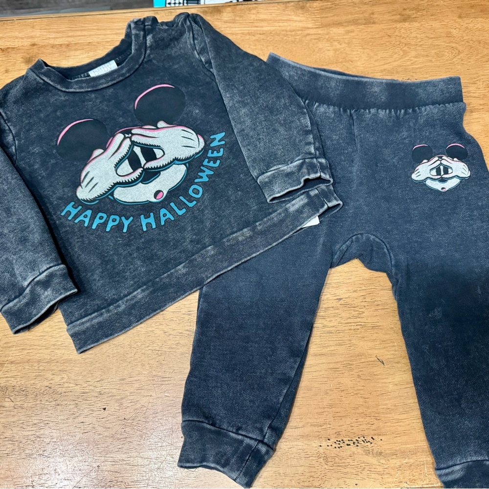 Disney Baby Happy Halloween Mickey Mouse 2-piece set.  18-24 month